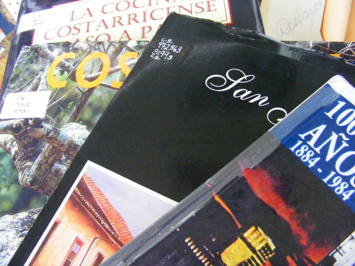 biblioteca 064 copy.jpg